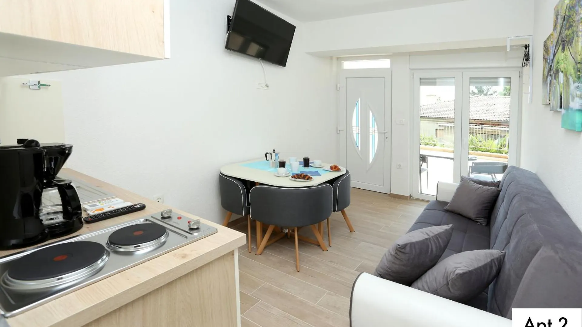 Villa Dragi With Pool, Sauna, & Whirlpool Abbázia Apartman