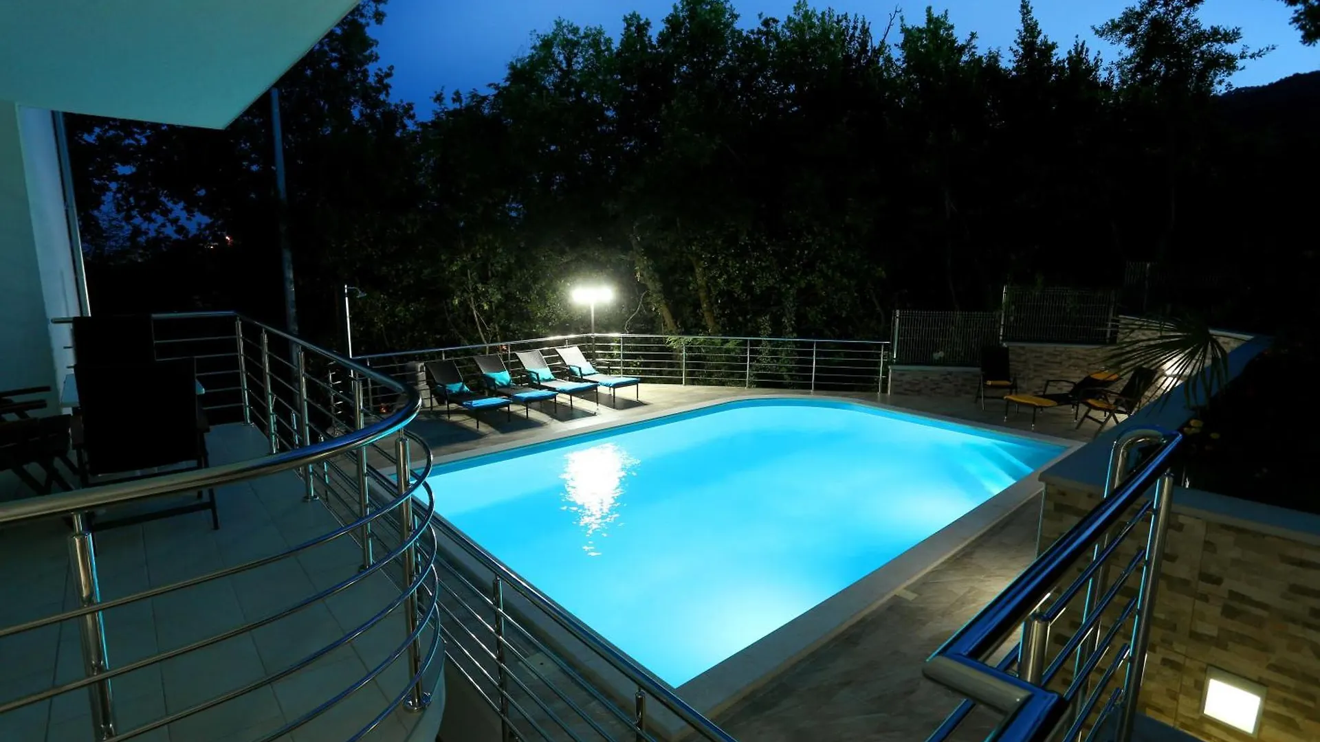 Apartman Villa Dragi With Pool, Sauna, & Whirlpool Abbázia
